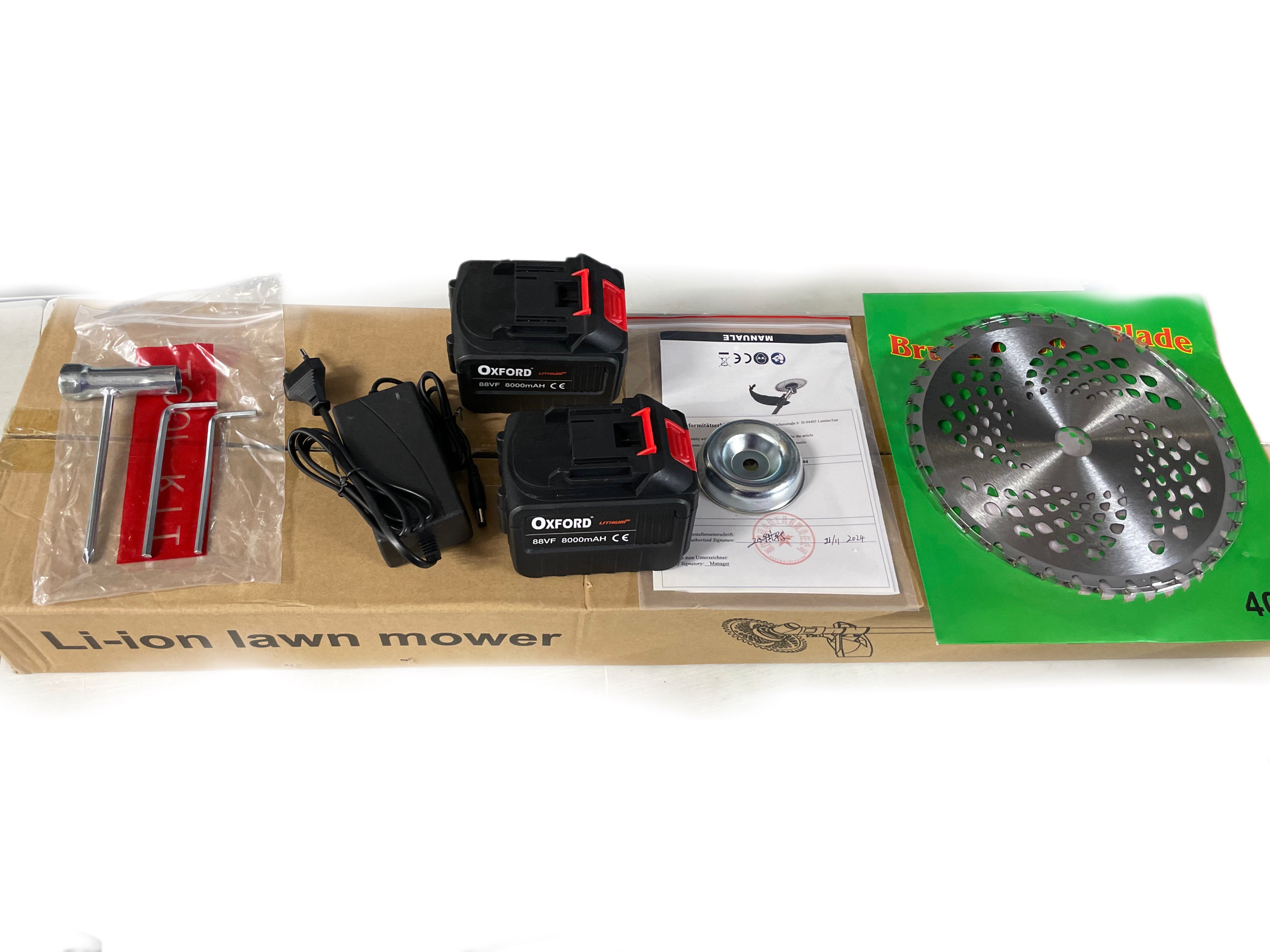 TAGLIAERBA 88v DOPPIA BATTERIA ASTA SMONTABILE MOTORE BRUSHLESS 88v 8000mAh DISCO CIRCOLARE